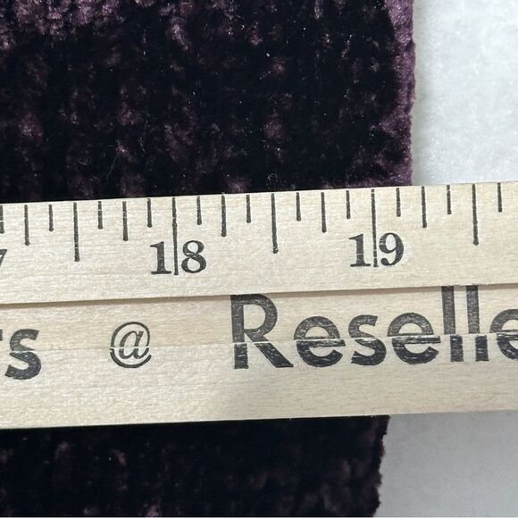 Orvis Womens Chenille Sweater Plum Size Small Crew Neck Cozy Warm Winter - Picture 5 of 9